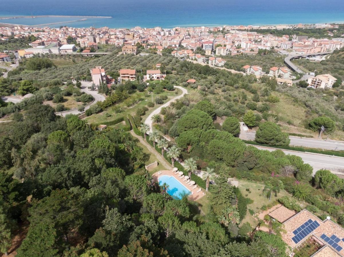 Agriturismo Villa Luca سانتاغاتو دي ميليتي المظهر الخارجي الصورة